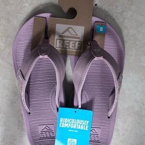 Women’s Santa Anna rare pale malva Reef Lavender Sandals- size 8